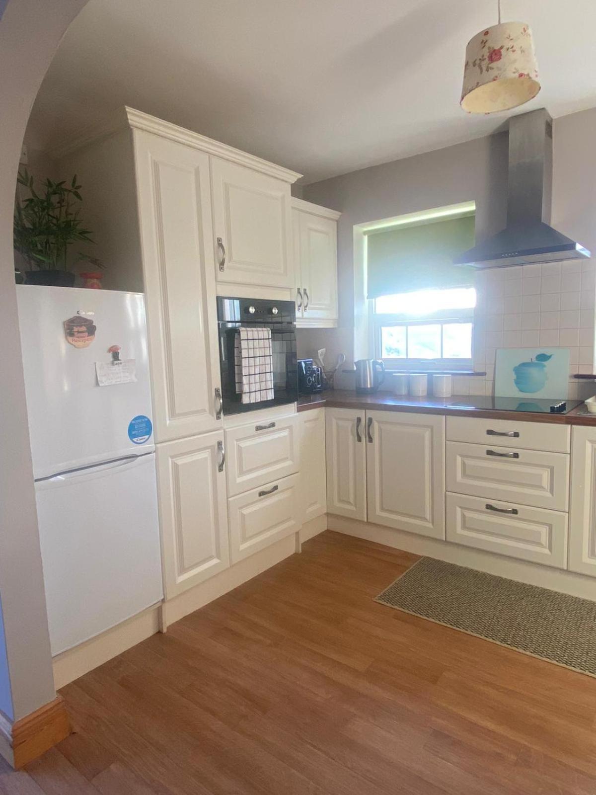 Kilmore Beach Apartment Tralee Exterior foto